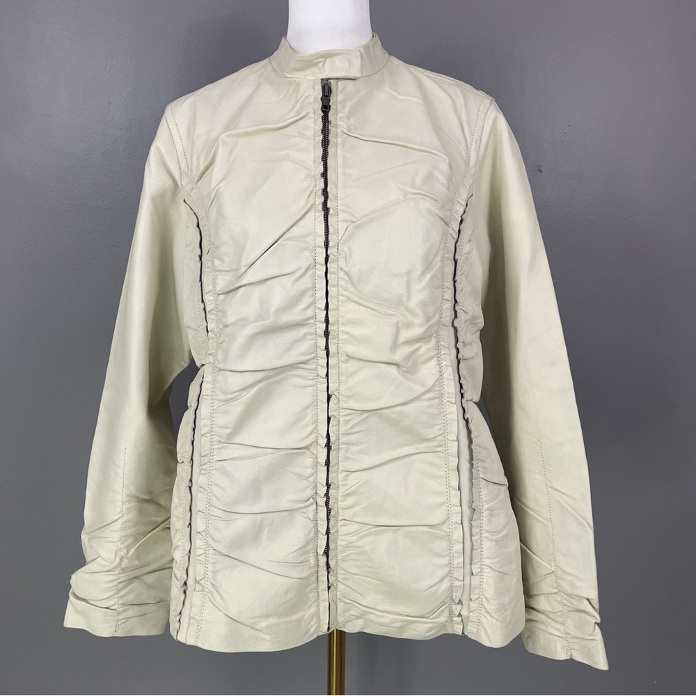 Via Accenti Cream Ruched Leather Jacket Women’s Size 12 Zip Front